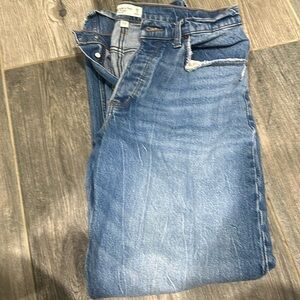 Women’s low rise wide leg jeans . Like new